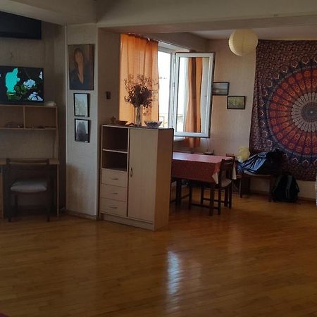 Good Apartment Tiflis Dış mekan fotoğraf