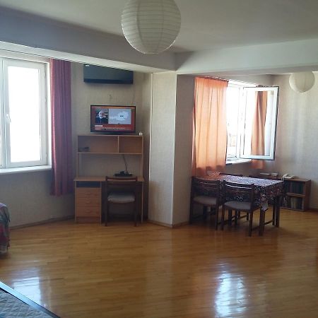 Good Apartment Tiflis Dış mekan fotoğraf