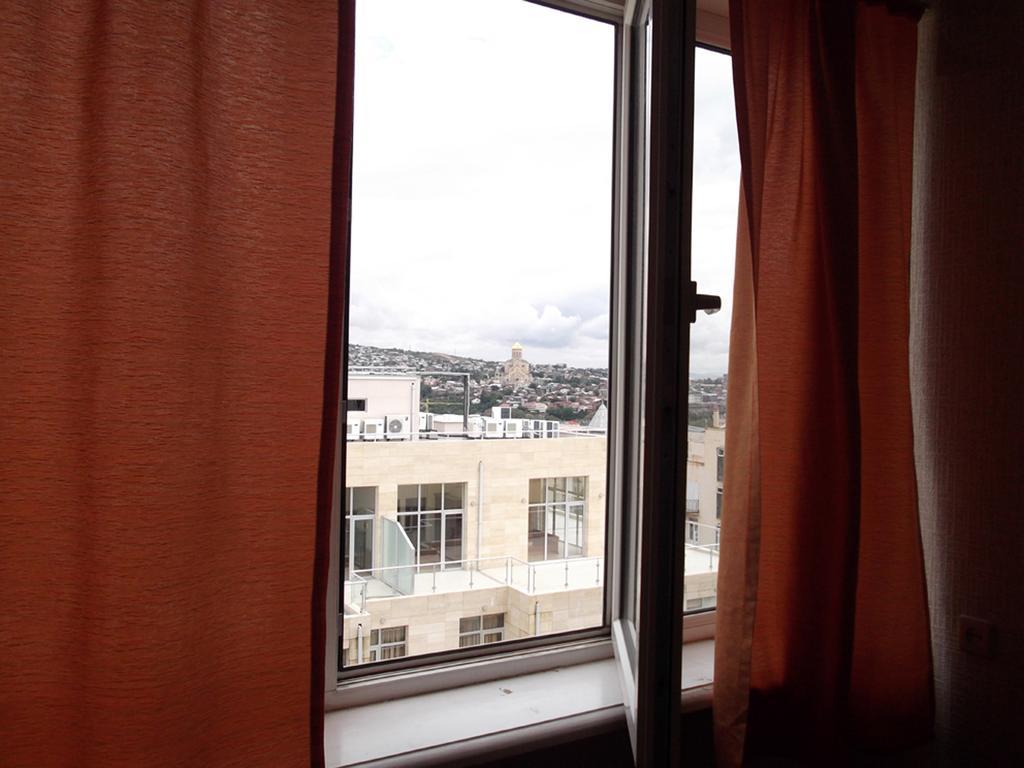 Good Apartment Tiflis Oda fotoğraf