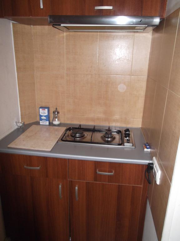 Good Apartment Tiflis Oda fotoğraf